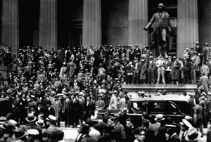 Una drammatica
immagine della Borsa di New York durante il crac del 1929. - Archivio BPP